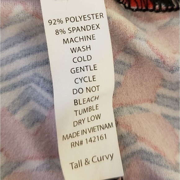 LulaRoe tall & curvy leggings red/ tan - Picture 5 of 5